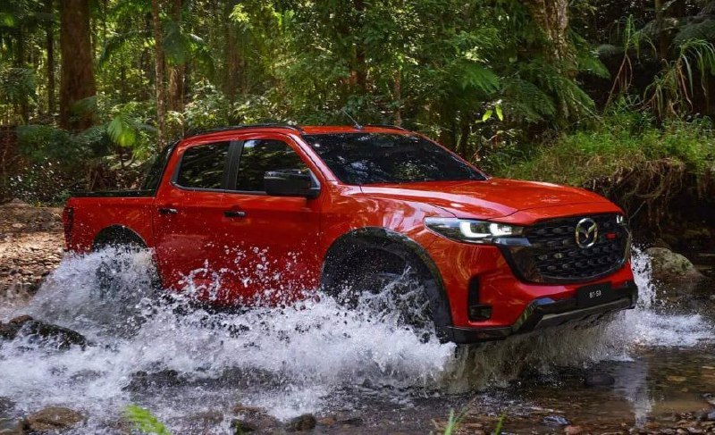 Компания Mazda обновила рамный пикап BT-50 3