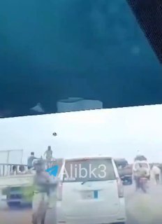 עוד כוחות פרו-סעודיים נמלטים מגיעים לאזורי הדרום כדי להימלט מכוחות תימן.