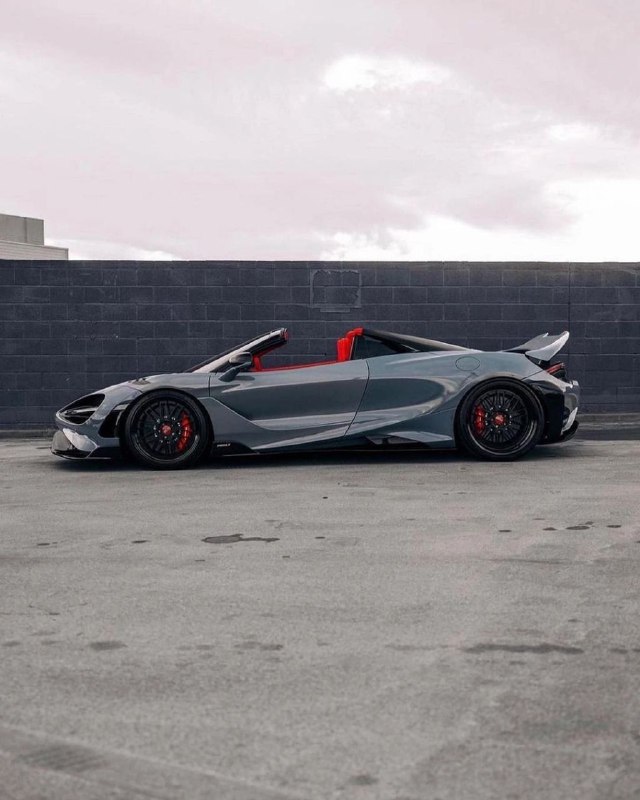 McLaren 765LT 6