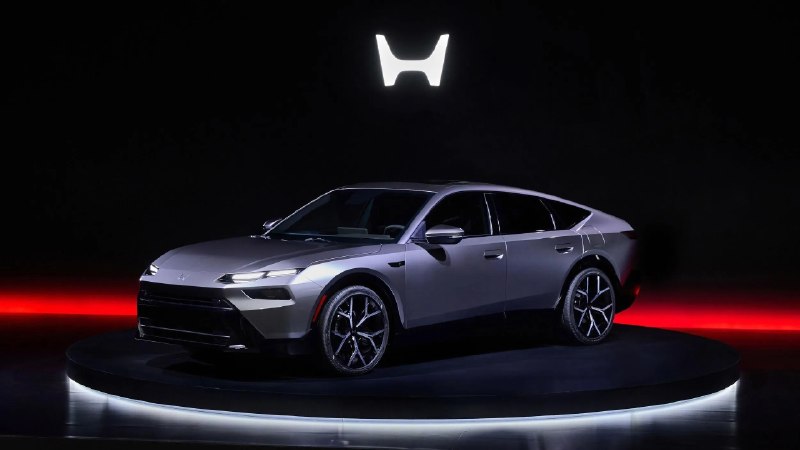 Honda готовит радикально новый Accord с «китайским» дизайном. Японцы показали прототипы будущих гибр
