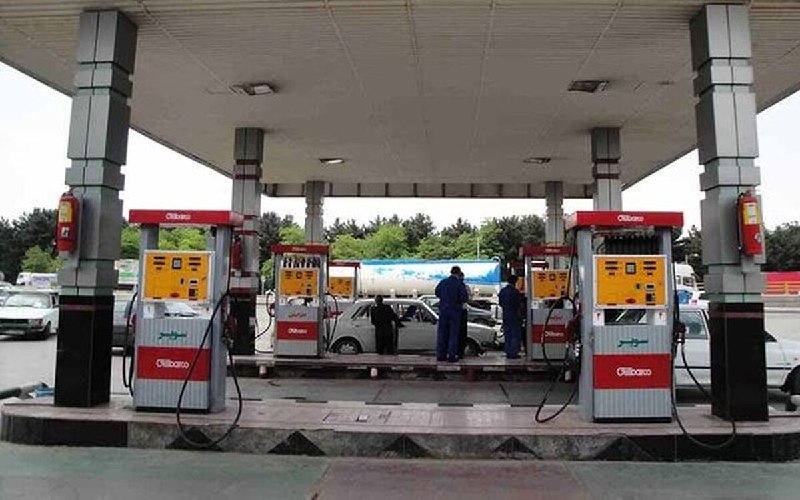 چابک آنلاین: 🌀مصرف روزانه بنزین به ۱۳۵ میلیون لیتر رسیدمعاون سازمان بهینه‌سازی و مدیریت راهبردی انرژی:🔸مصرف روزانه بنزین کشور با وجود