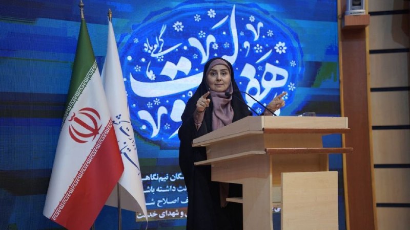 اخبار همدان: بخش خصوصی در جنگ بیش از دولت پای کار ایران بود 🔹 وزیر راه و شهرسازی: تجربه جنگ اخیر نشان داد بخش خصوصی بیش از هر زمان دی