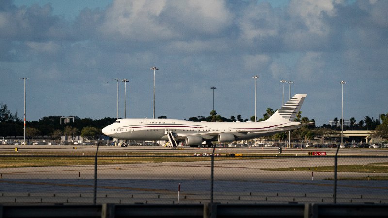 U.S. Formally Accepts Luxury Jet From Qatar for Trump