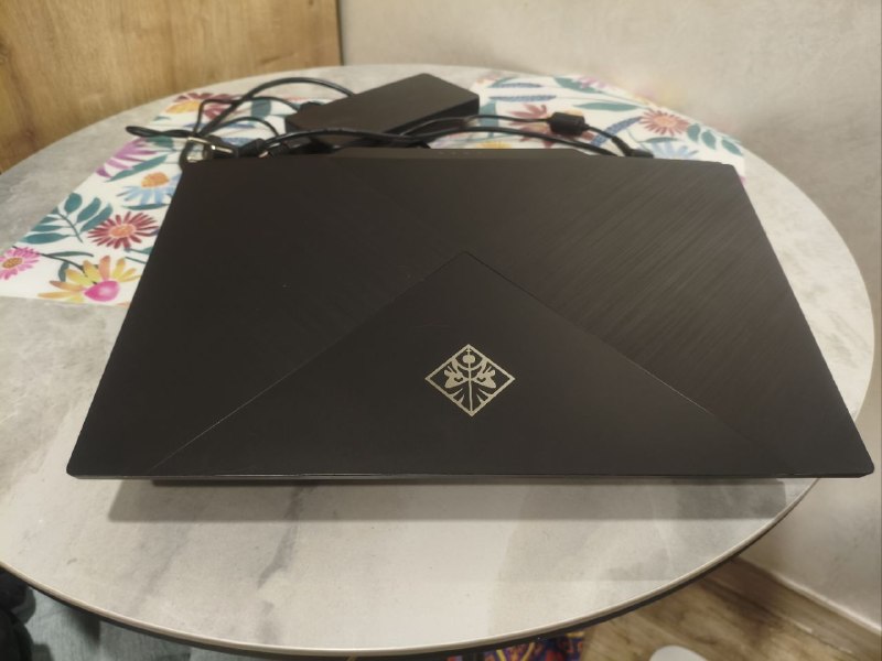 НОутбук HP OMEN 17-cb1022ur