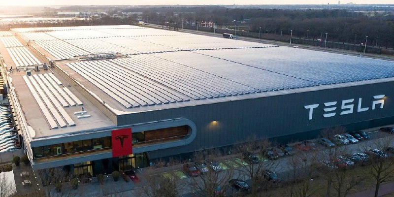 Tesla потеряла с начала 2024 года 94 млрд долларов
