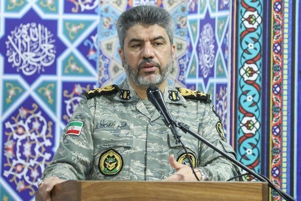 خبرگزاری خورنا: 🔻توضیحات سخنگوی ارتش درباره پاداش۳۰هزار دلاری برای دستگیری یا کشتن سربازان آمریکایی 🔹هر فردی از نیروهای مسلح یا مردم عزی