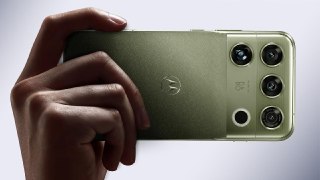 Трипофобам противопоказанMotorola представила Signature 27. В первую очередь он выделяется дизайном с камерами буквой «П». Но ещё это первый флагман на Snapdragon 8 Elite Extreme Gen 6.Кроме того, у него камеры, почти как в китайских фотофлагманах, корпус 