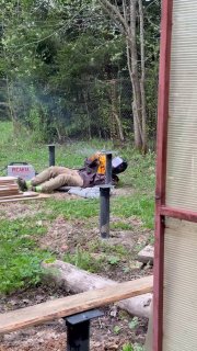 Паша вот варить научился Пришлось приваривать к оголовкам металлические площадки большего размера. 20 площадок и навык наработан Теперь думаю что б... - изображение 1 - telegram, view, паша