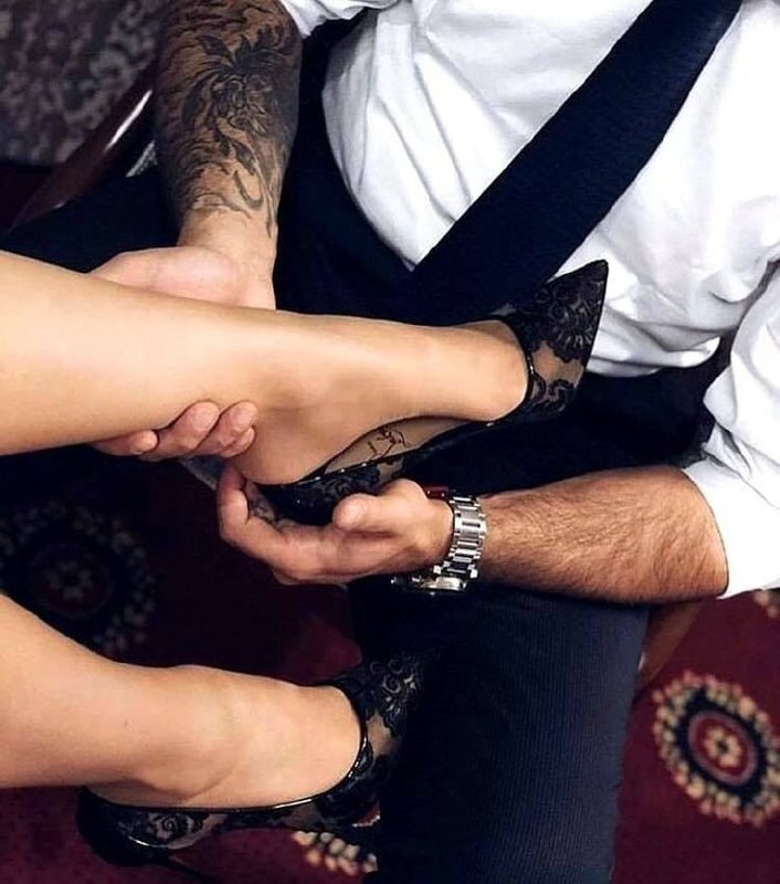 ♡عـشـ ᬸ💞ـق ابــ ᬸᮀ💞ـدی: از عشق نترسبالاخره یک روز، جاییبرای کسی دلت تندتر میزندعشق نباید و امّا و اگرسَرش نمی‌شودبی‌اجازه می‌آید ومی‌نشیند ته ته