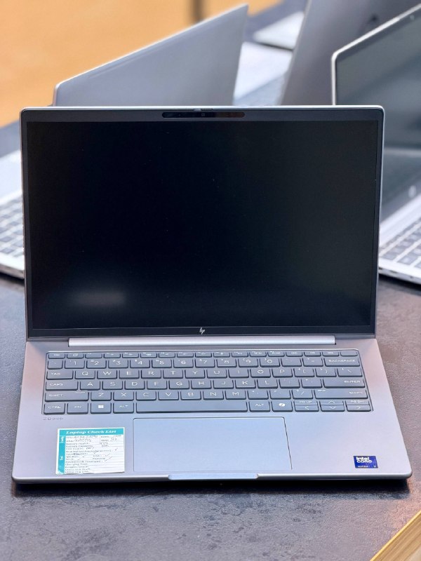 لپتاپ استوک ارزان به قیمت عمده: 💎 HP ZBook 8 G1i 14⚙️ CPU: Intel Core Ultra 7-255U🧩 RAM: 16GB💾 SSD: 512GB🎮 GPU: Intel Graphics🤖 NPU: Intel AI NPU🖥 Displ