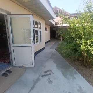 Bedniy pasyolka Raimqulov kochasida uy sotiladi 8 sotix