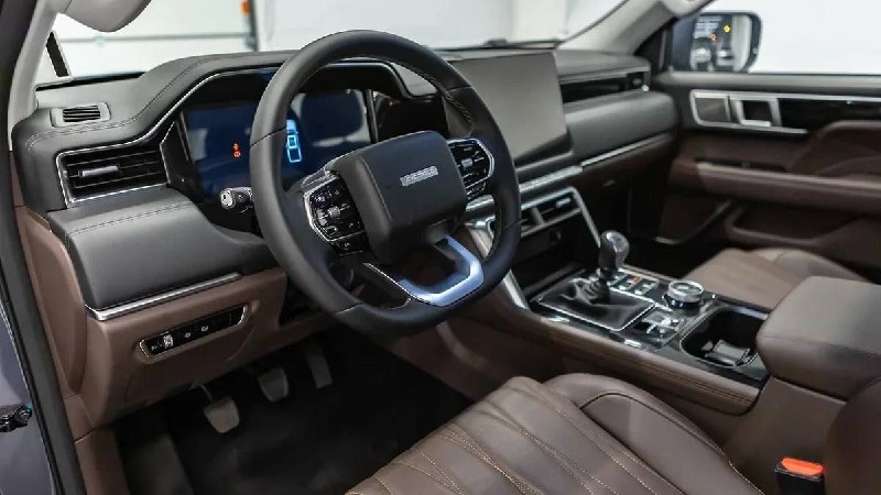 В России официально выкатили «китайские копии» Ford-F150 и RAM 1500 — пикапы Foton Tunland V7 и V9. 3