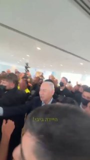 קונספציה: הרי מאז השביתה הקודמת שלהם היא לא עשתה דבר. כנראה זה גם מה שיהיה הפעם.