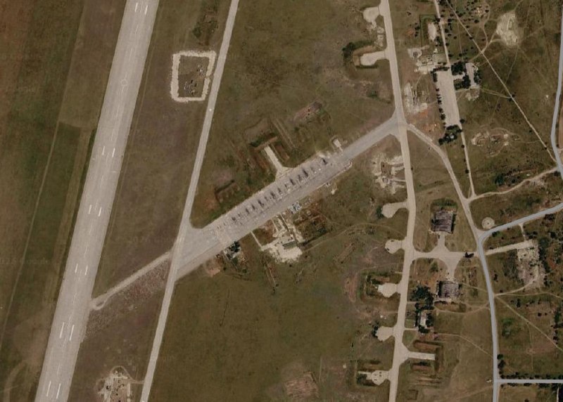 ❗️Two explosions reported at Hvardiis'ke Airbase in occupied Crimea.