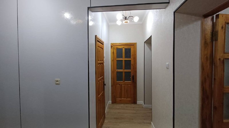 🏠 Подселение | Район Филармония🏡 Сдаётся 3-комнатная квартира с подселением.📍 Район: Филармония✨ О квартире:✔️ Просторная✔️ Полностью меблирована✔️ Со всеми удобствами💰 Оплата: 11 000 сом/месяц📞