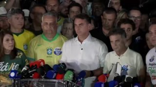 פלביו בולסונארו: מה שקרה היום לא היה נורמלי. למעשה, זה היה לחלוטין לא מקובל. בשעה 17:01 החליט השופט זנין לה…