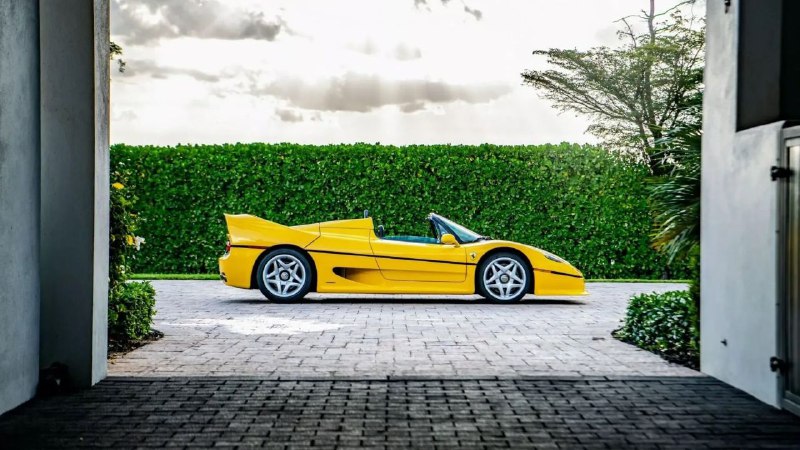 Ferrari F50 модельера Ральфа Лорена ушёл за рекордную сумму 2