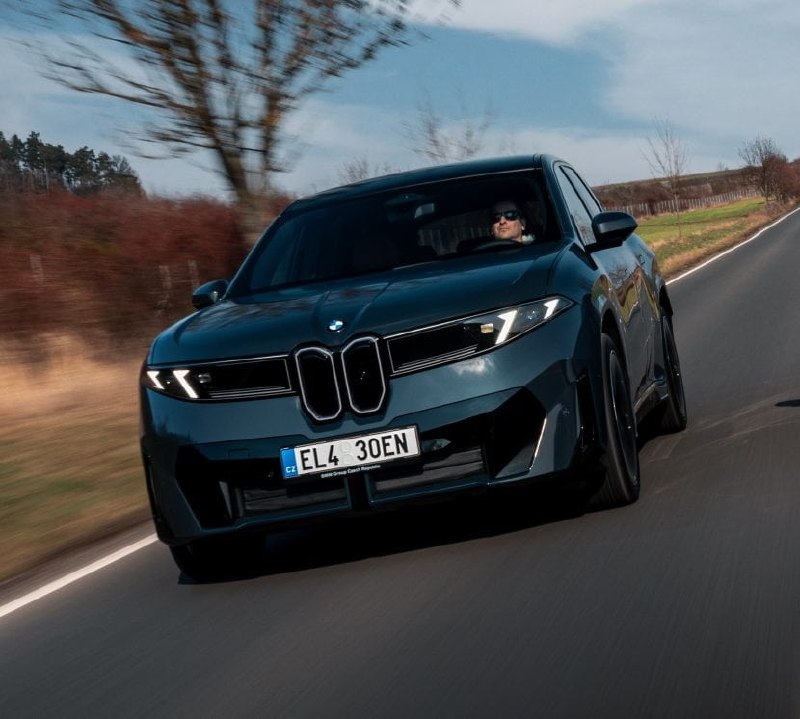 🏎💡 Сегодня ночью мы задумались о будущем электрификации BMW и наткнулись на ин