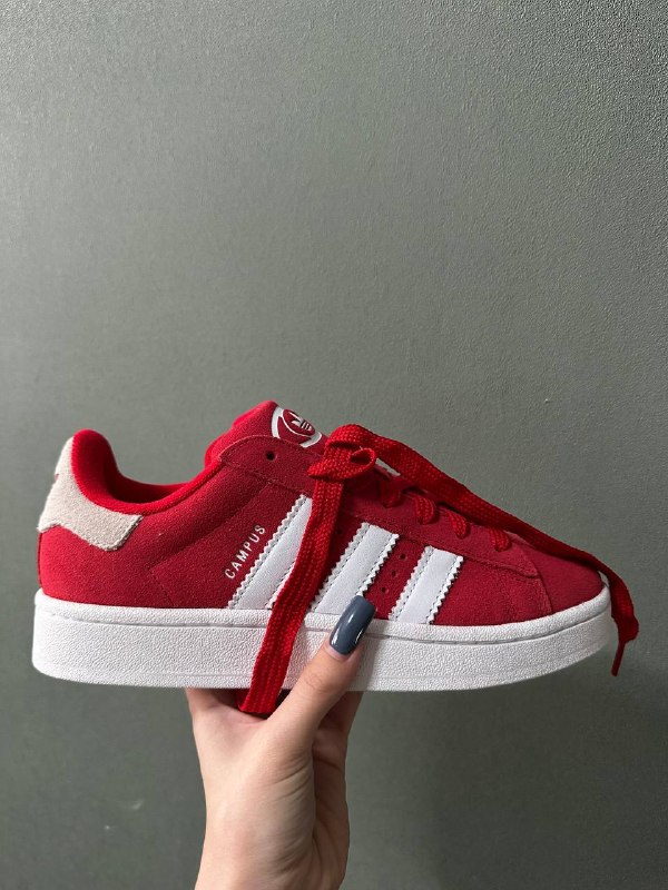 продаю абсолютно новые кроссовки Adidas Campus. заказывала с официального сайта, но не подошел разме