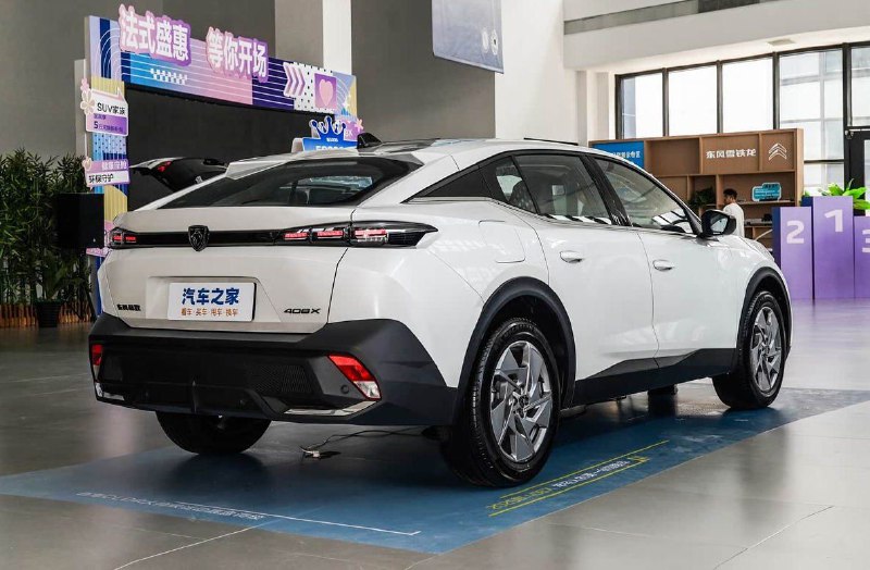 Peugeot обновила в Китае купе-кроссовер 408X 2