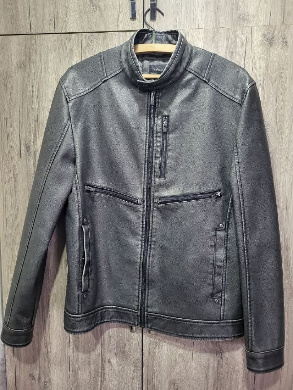 Куртка мужская, не ношеная размер М — фото 1