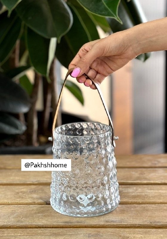 پخش هوم لند: 👍 گلدان وانیلا کد ۷۰۴۰🔻ابعاد : 10,5*14,5*13 cm🔻دارای جعبه کاهی🔻📦۶ عدد🔻قیمت : ۳۲۲۰۰۰ ت🆔كانال فروشگاه👇🏻@Pakhshhome☎️📞 :"شم