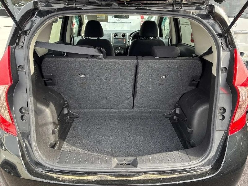 Nissan Note 2013 фото 5