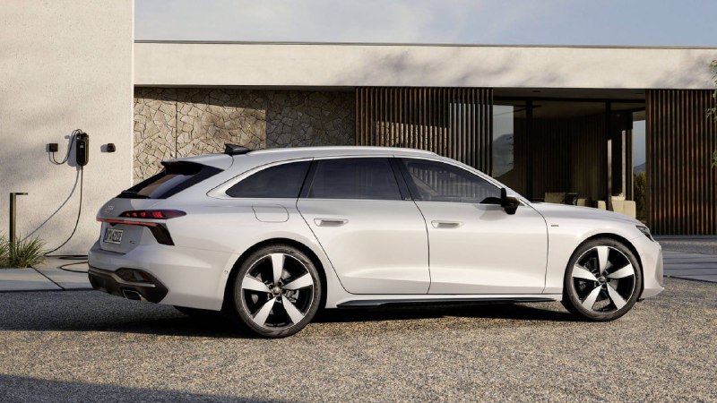 Audi представила седан и универсал A6 e-hybrid 2