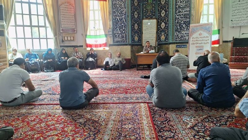 شمیران ۲۴: 🔻برگزاری جلسه ملاقات مردمی شهردار ناحیه ۸ با شهروندان محله حکمت🔹رضا بساطی شهردار ناحیه ۸: با هدف تقویت پیوند بین شهرداری