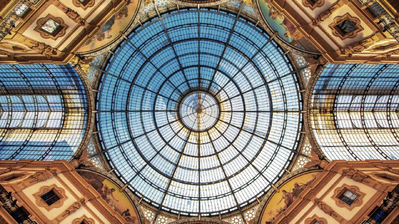 Glass with classThe glass dome of Galleria Vittorio Emanuele II, Milan, Italy (© PhillipMinnis/Getty Images)
