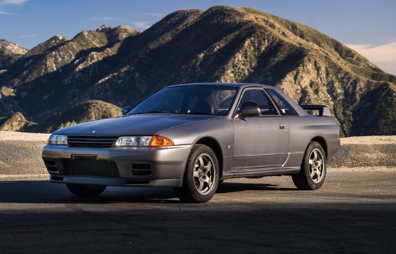 Suzuki Twin превратили в мини-клон Nissan Skyline GT-R 6