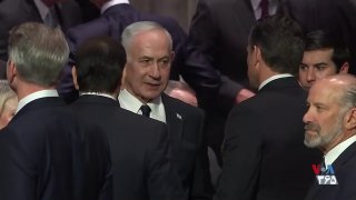 İsrail Başbakanının, ABD Savunma Bakanı ve Dışişleri Bakanıyla Lindsey Graham’ın uğurlanma töreninde görüşmesi