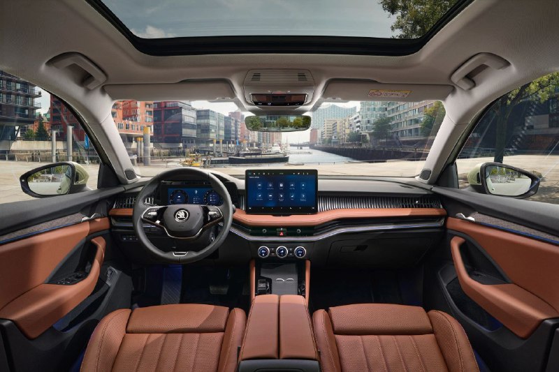 Skoda Superb Combi 2024 4