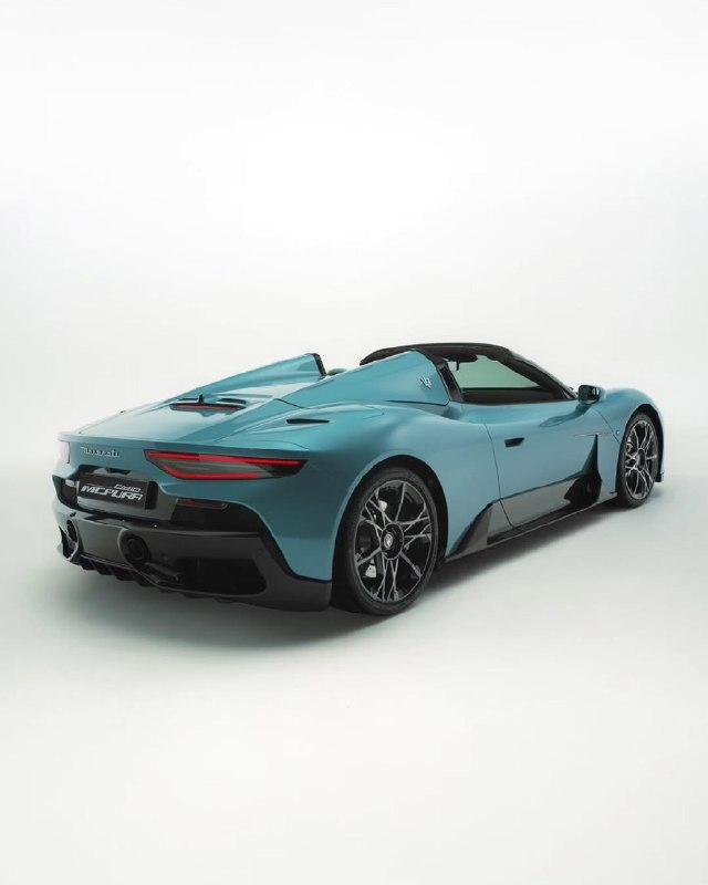 Maserati MCPura стал эволюцией модели MC20 8