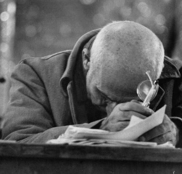 راه انسانیت: بی شرمترین مدیران آنها هستندکه ناکارآمدی و اشتباهات خود رابه مردم نسبت میدهند ...!!دکتر_مصدق✨💫💫✨@ensaniat_4☝☝☝راه ان