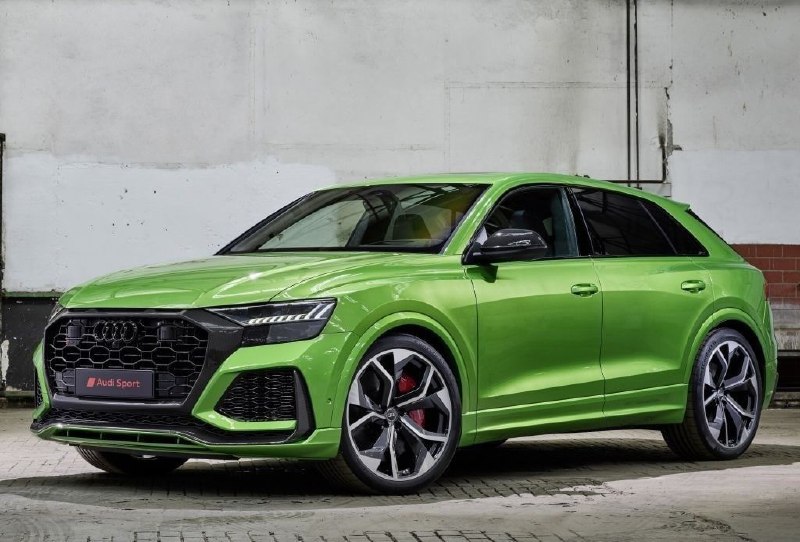 Audi RS Q8 1