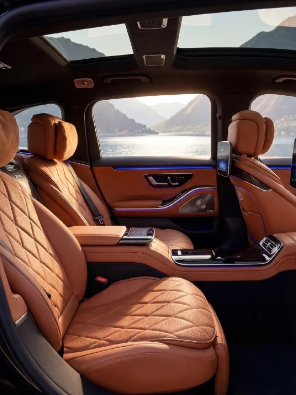 MERCEDES-MAYBACH S1000 GRAND WAGON Рендер 6