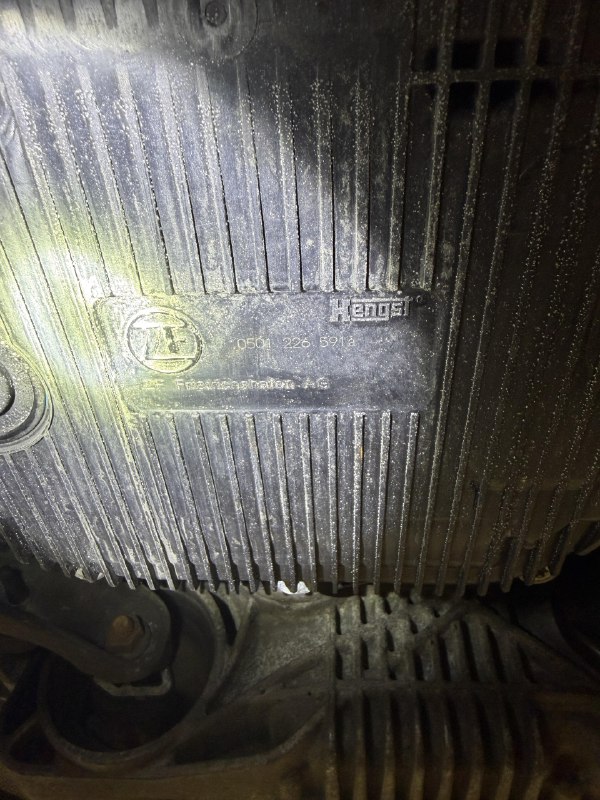 ZF8HP — это не чайник, чтобы менять поддон при каждой замене масла.Вот что вижу 