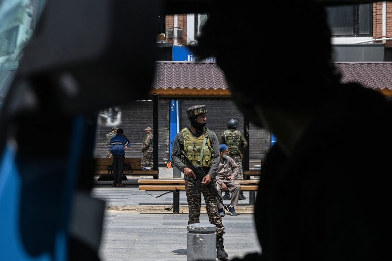 India and Pakistan Edge Toward a Conflict Neither Can Afford