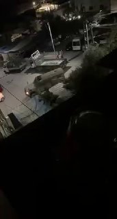כוחות צה"ל פשטו על מחנה קלנדיה מצפון לירושלים הכבושה