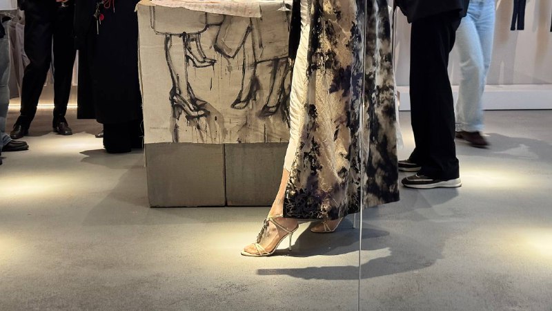 Открылась новая выставка в питерском IRNBY посвященная художнице Xenia GrangeВсем, кто обожает женские ноги и интересуется искусством рожденным в феминизме — СЮДА 🌹Открылась новая выставка в питерском IRNBY посвященная художнице Xenia GrangeВсем, кто обожает женские ноги и интересуется искусством рожденным в феминизме — СЮДА 🌹