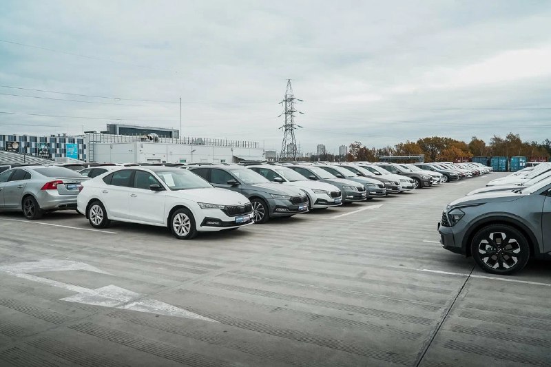 Автодилерам станет дороже навязывать услуги: в Рос...