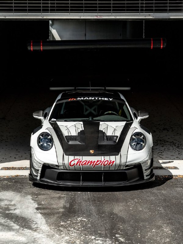 Porsche 911 GT3 RS 4