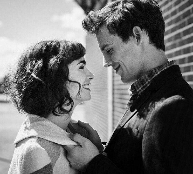 Land of Love: ‌‌واژگان عشق بسیارند،و لطیفترین آنها «نگاه» است...#محمود_درویش‌‌