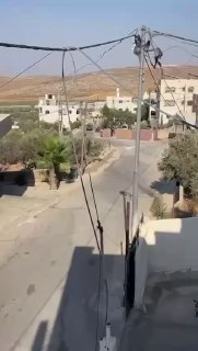 חלק מההסתערות על העיירה אל-מוג'יר, צפונית מזרחית לרמאללה.