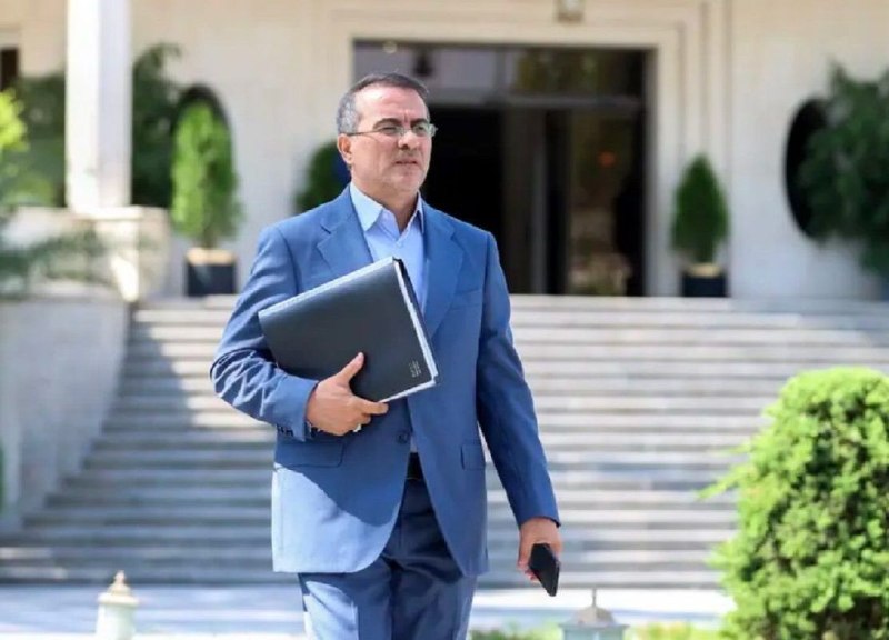 خبرگزاری بین المللی شفقنا: 🔴رفیعزاده: ۹۰ کارمند شهید در جنگ داشتیم/ پزشکیان شبانهروز پای کار است◀️ معاون رئیسجمهور و رئیس سازمان اداری و استخدام