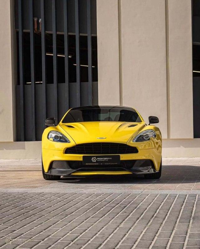 Aston Martin Vanquish 3