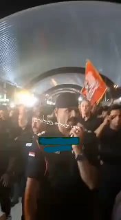 שר החוץ האיראני עראקצ'י לפני זמן קצר בעיראק משתתף במסע הצעדה של עלי אל חוסיין.