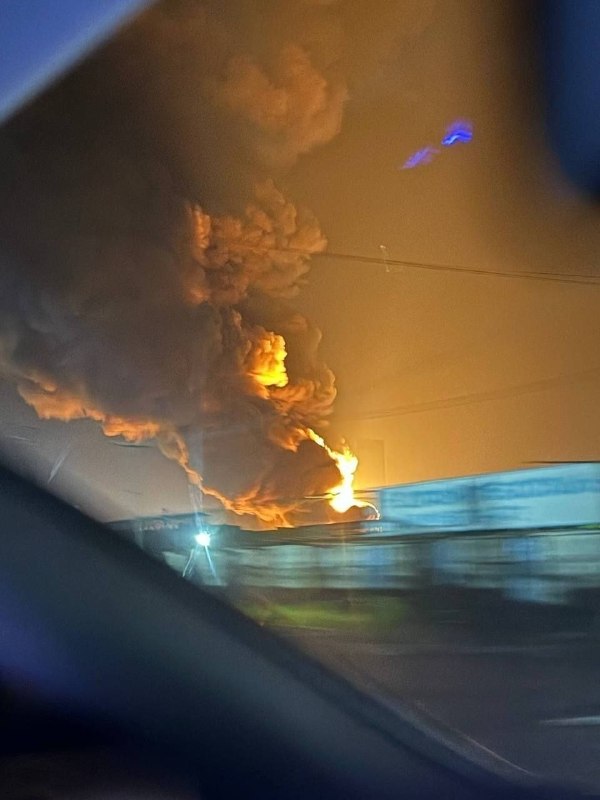 NASA FIRMS detected a fire at the Slavyanskaya oil stabilization and gas processing unit operated by RN-Krasnodarneftegaz, in addition to the refinery strike.