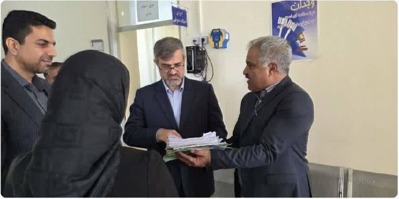 کرمان نو: 🔸توقیف یکهزار دستگاه خودروی حامل سوخت قاچاق و اتباع غیرمجاز در راین🔹دادستان عمومی و انقلاب مرکز استان کرمان از توقیف یک